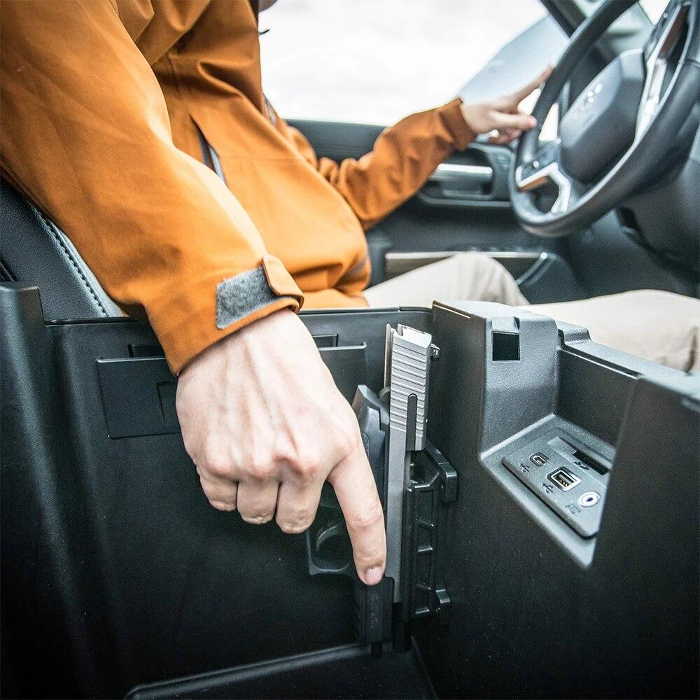 Tactical magnetic mount