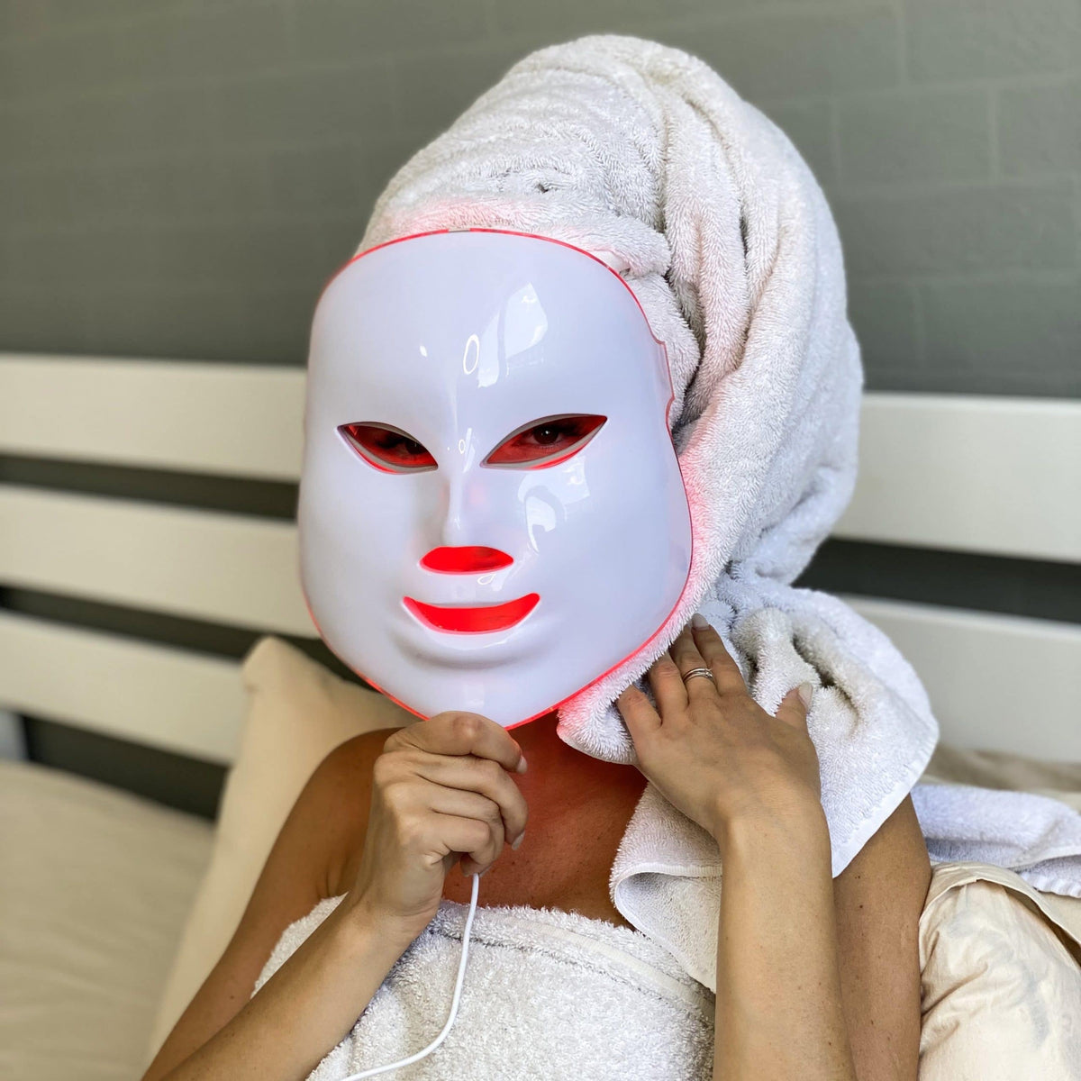 Glokore Photonic LED Facial Mask, 7 Colors, Skin Rejuvenation, Acne Treatment