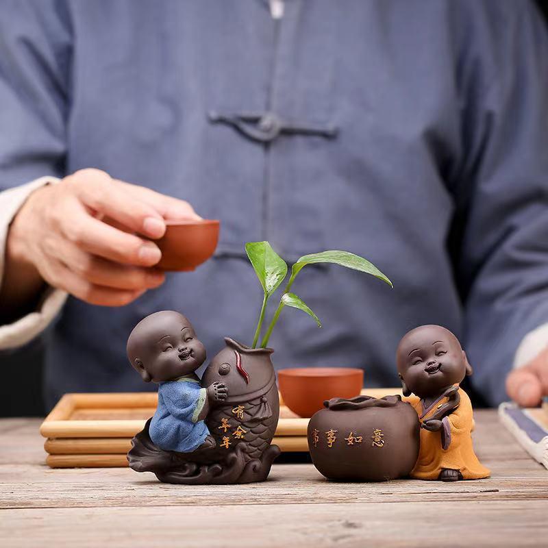 Ceramic decoration – buddha statue