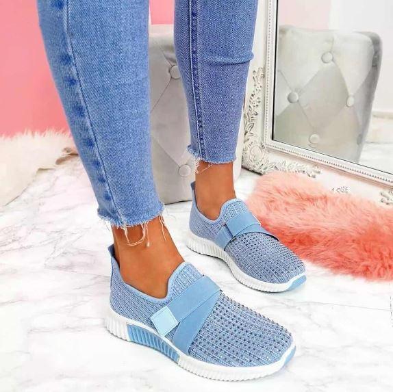 Lightweight velcro sneakers