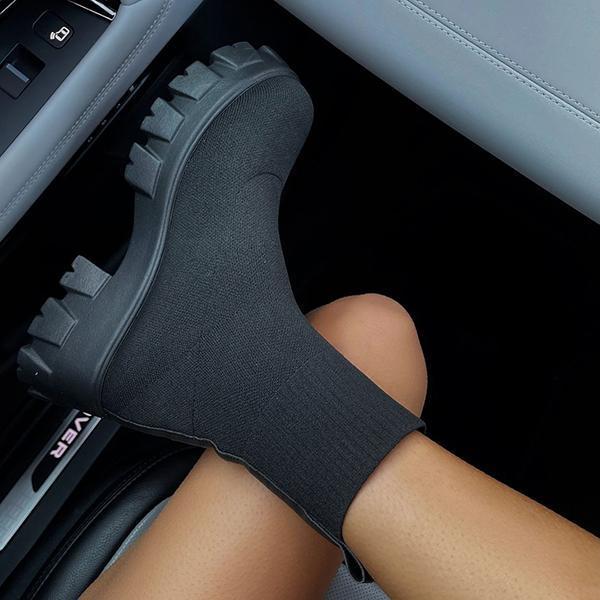 Thick soled shoes