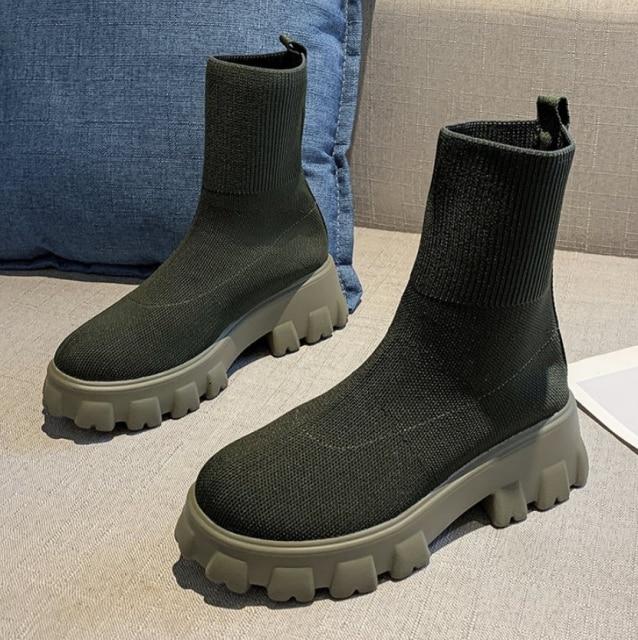 Thick soled shoes
