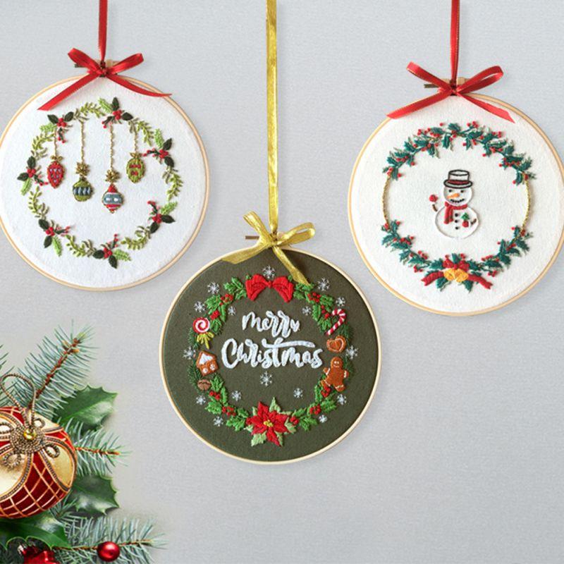 Christmas Embroidery Set
