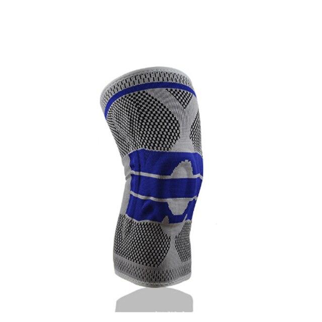Protective silicone knee pads