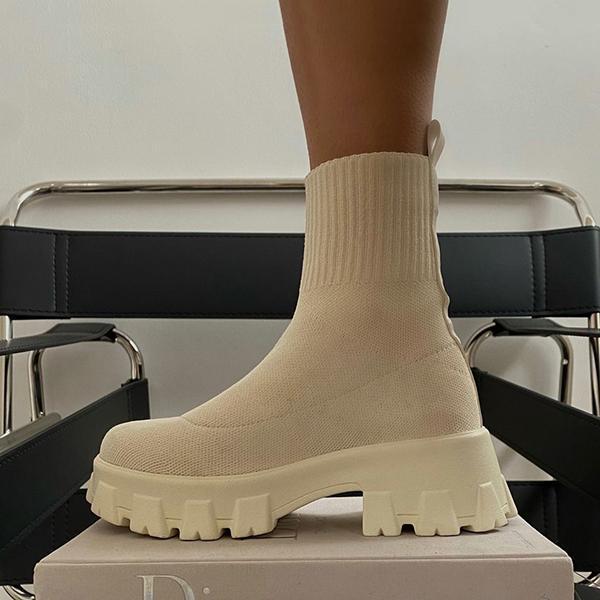 Thick soled shoes