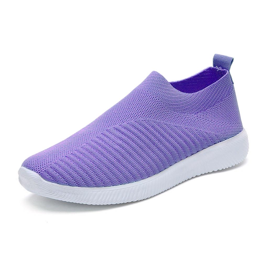 The new trainers worn by celebrities are already revolutionising the market, with anti-impact technology and maximum foot support without laces!