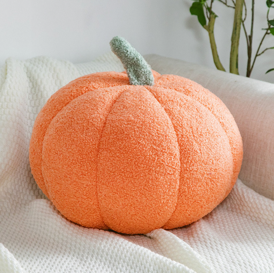 Pumpkin pillow for a good Halloween