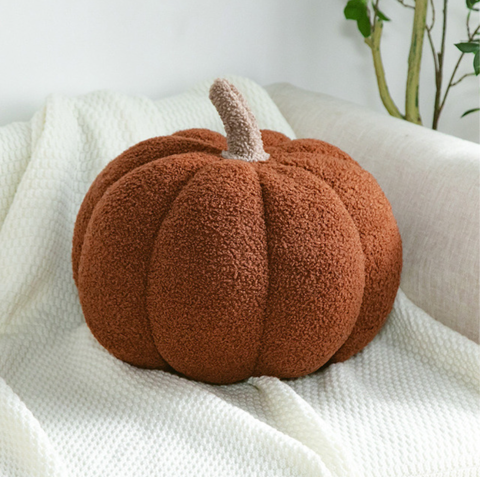 Pumpkin pillow for a good Halloween