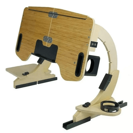 Adjustable laptop table