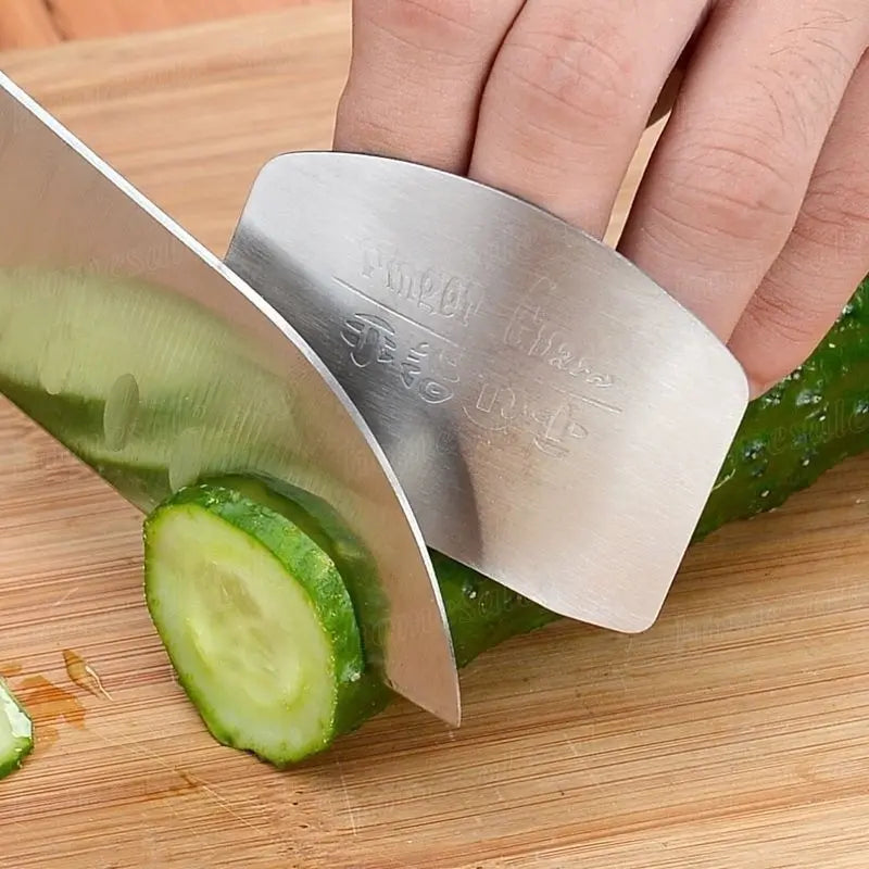 Stainless Steel Finger Guard – Cut Protection Tool for Safe Vegetable & Meat Slicing