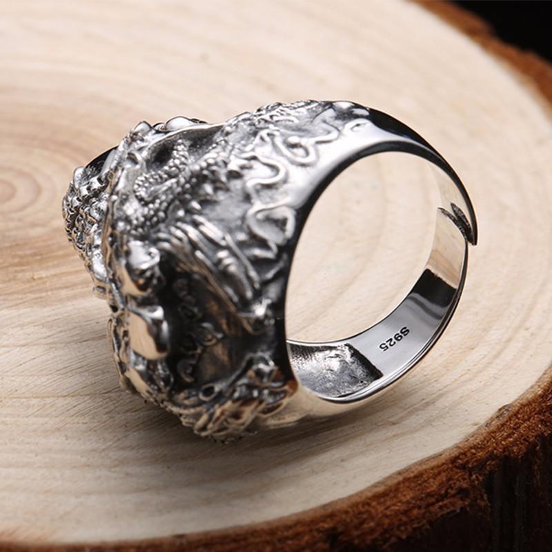 Silver skull ring