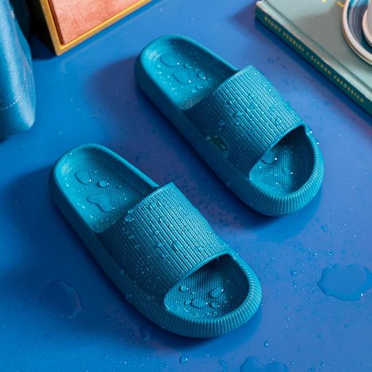 Comfortable and non-slip orthopedic sandals