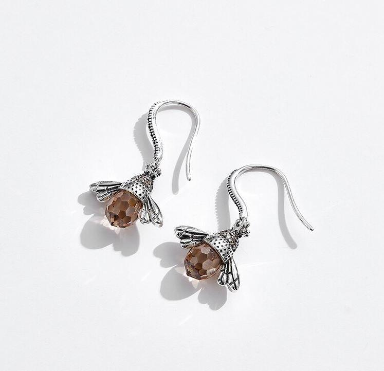 “Queen bee” earrings