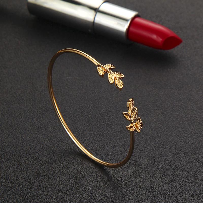 Set of trendy bracelets (set of 4)