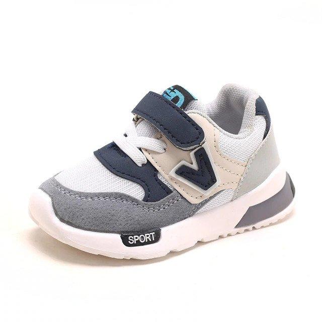 Non-slip baby sneakers