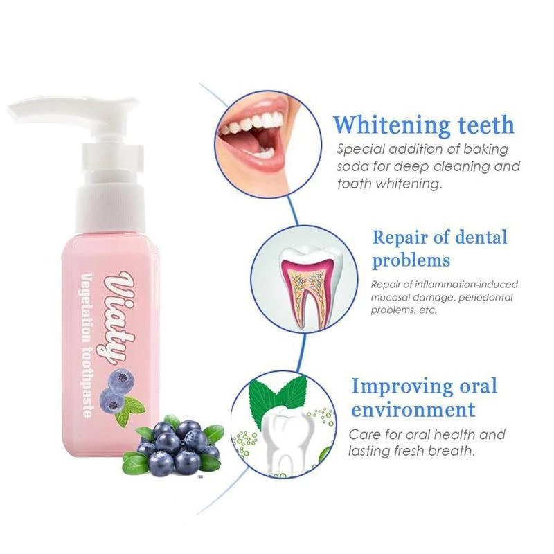 Natural whitening toothpaste with blueberries and bicarbonate