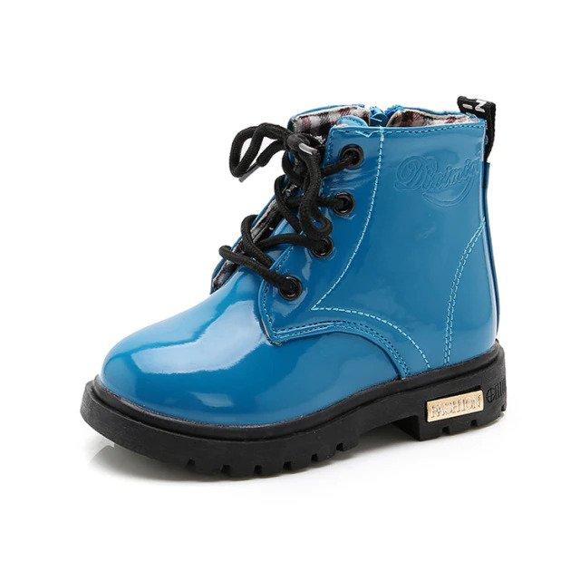 Waterproof shoes