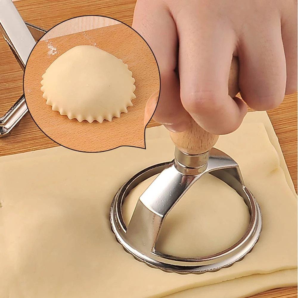 Ravioli and cake tools