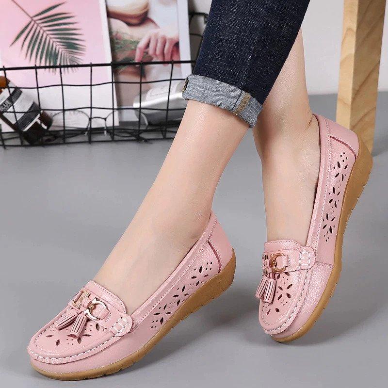 Summer moccasins for women