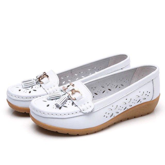 Summer moccasins for women