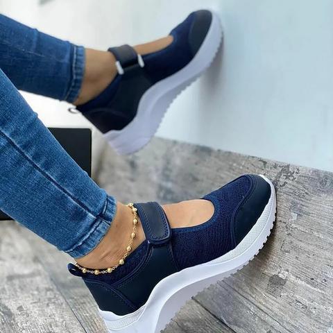 Super soft women’s walking shoes