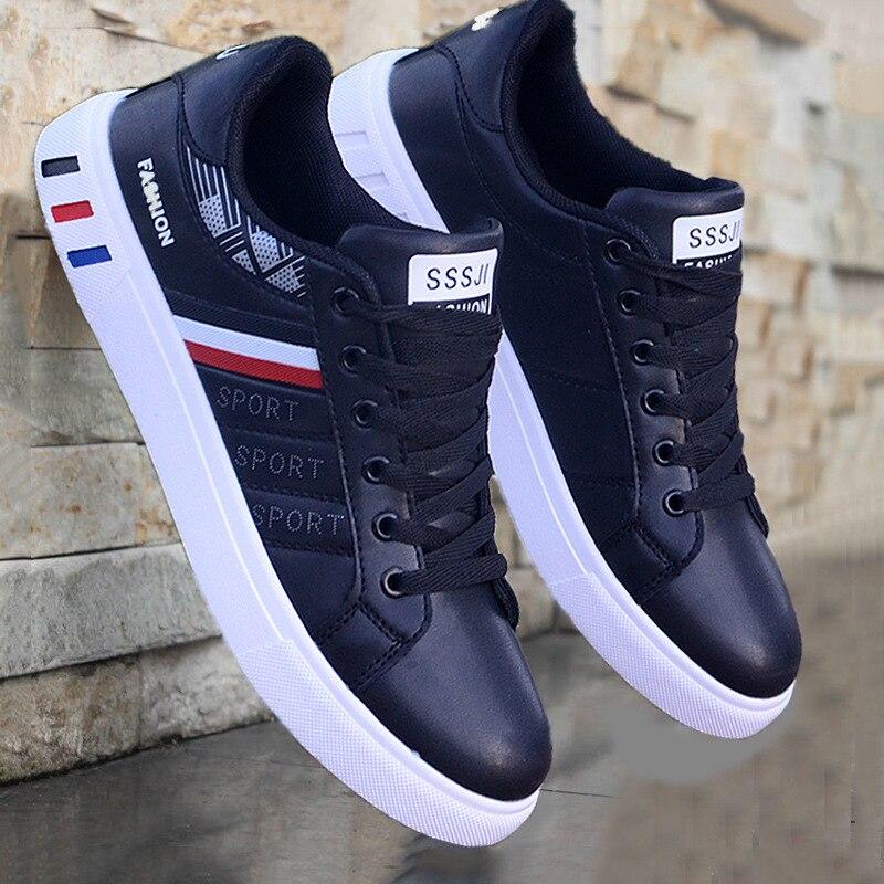 Men’s tennis sneakers